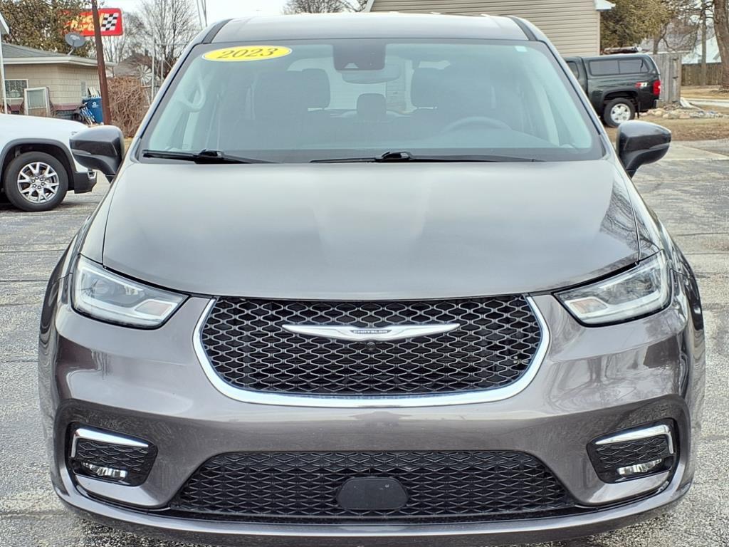 used 2023 Chrysler Pacifica car, priced at $24,955