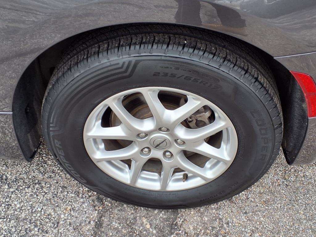used 2023 Chrysler Pacifica car, priced at $24,955