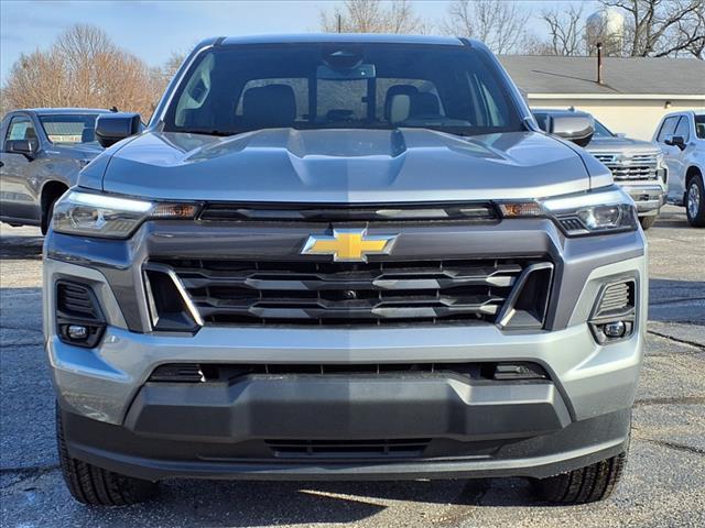 new 2025 Chevrolet Colorado car, priced at $42,100