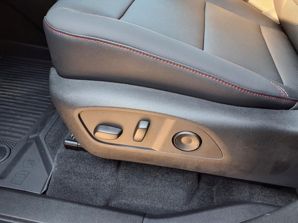 new 2026 Chevrolet Traverse car, priced at $54,340