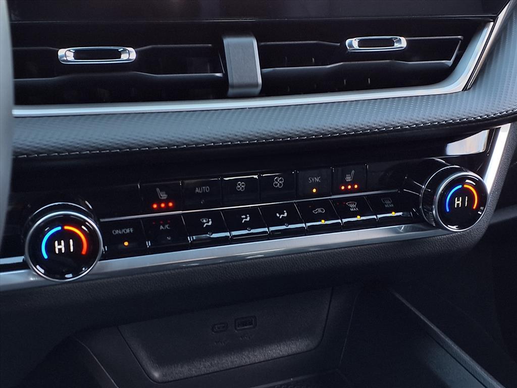 new 2026 Chevrolet Equinox car, priced at $33,680