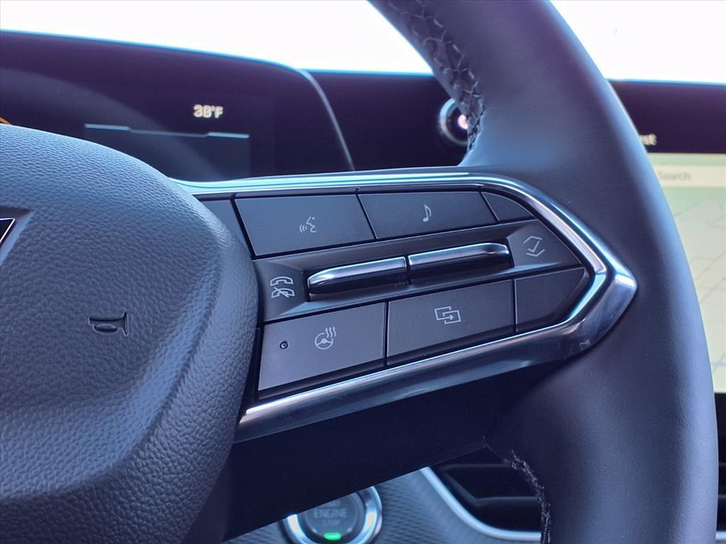 new 2026 Chevrolet Equinox car, priced at $33,680