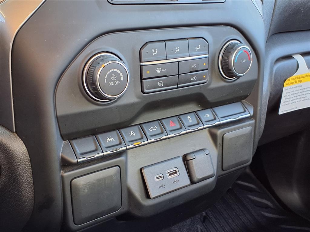 used 2024 Chevrolet Silverado 1500 car, priced at $31,404