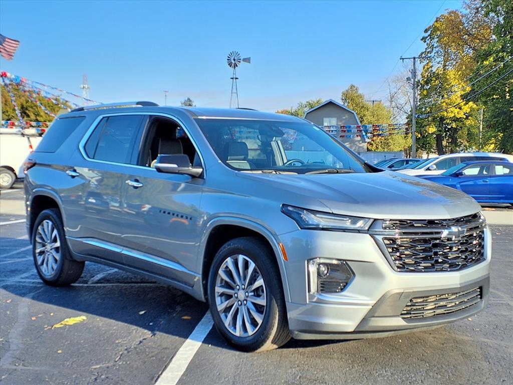 used 2023 Chevrolet Traverse car, priced at $37,519