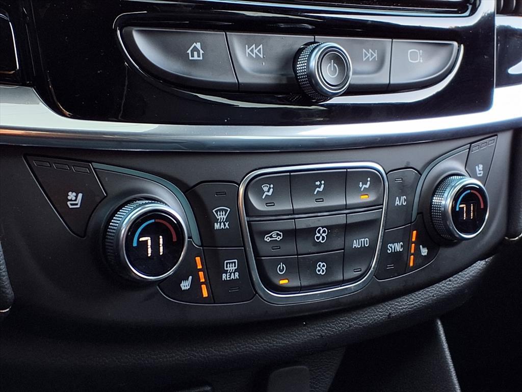 used 2023 Chevrolet Traverse car, priced at $37,519