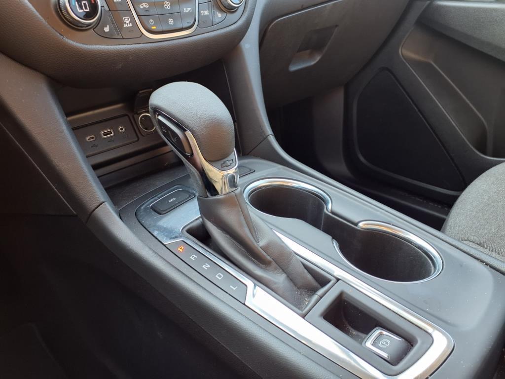 used 2024 Chevrolet Equinox car, priced at $29,490