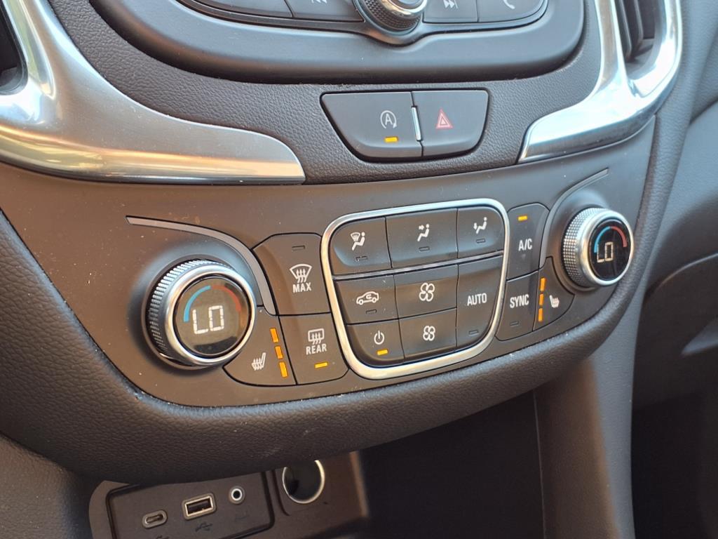 used 2024 Chevrolet Equinox car, priced at $29,490