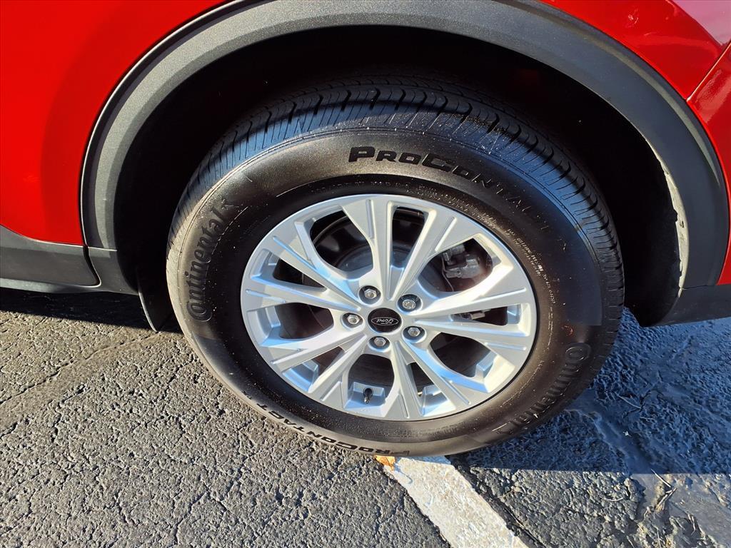 used 2024 Ford Escape car, priced at $28,990