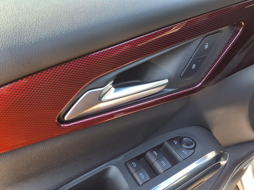 new 2025 Chevrolet Traverse car, priced at $50,550