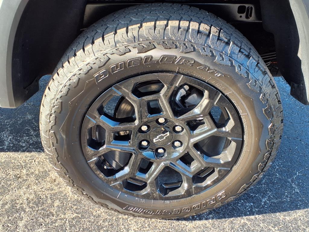 new 2026 Chevrolet Colorado car, priced at $45,960
