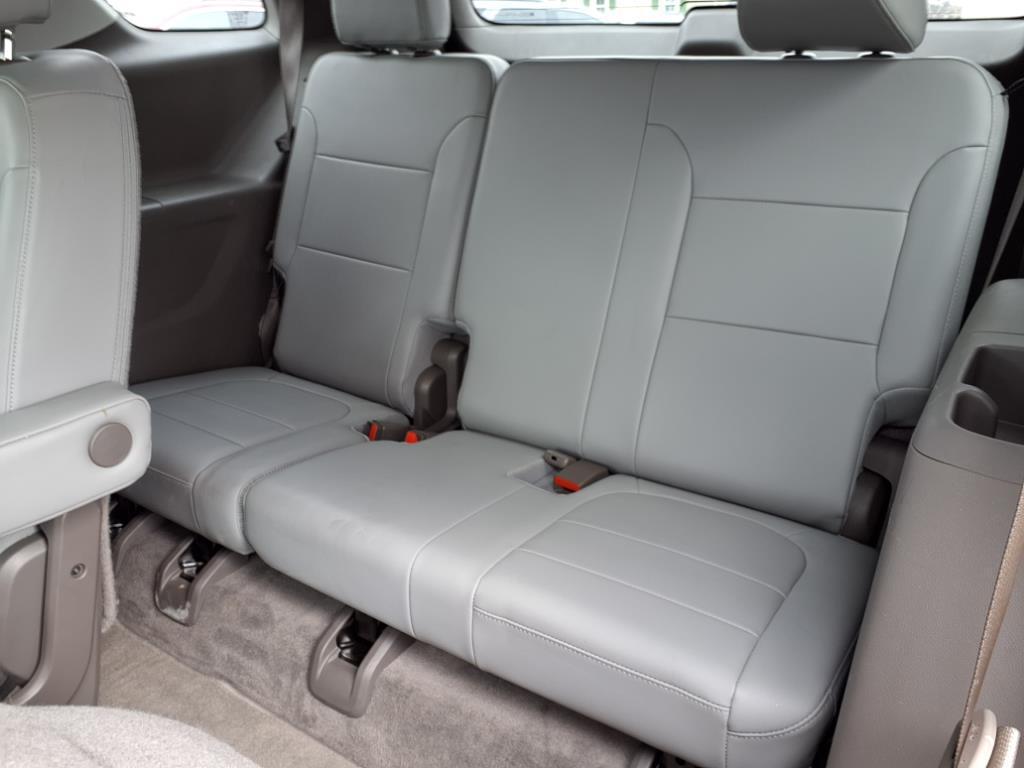 used 2021 Chevrolet Traverse car, priced at $30,957