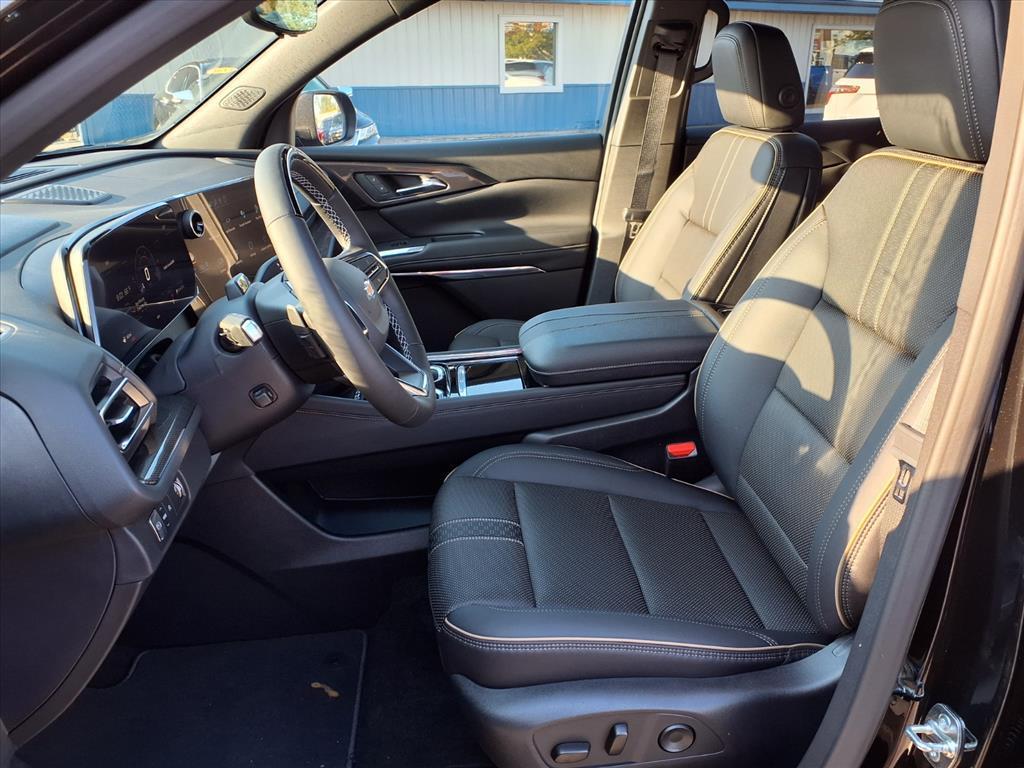 new 2026 Chevrolet Traverse car, priced at $53,195