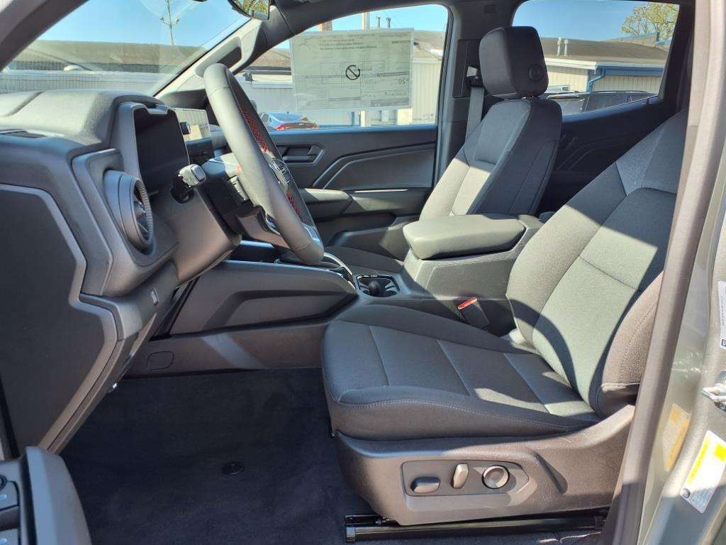 new 2025 Chevrolet Colorado car, priced at $35,175
