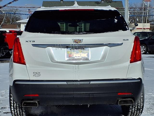 used 2018 Cadillac XT5 car, priced at $19,990