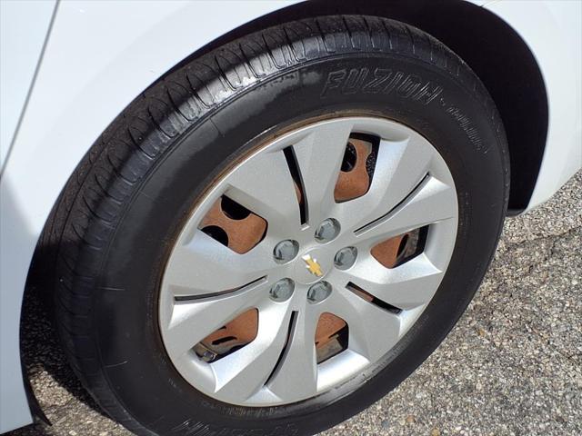 used 2016 Chevrolet Cruze Limited car, priced at $10,990