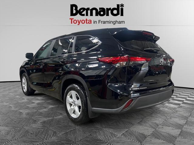 used 2023 Toyota Highlander car, priced at $36,987