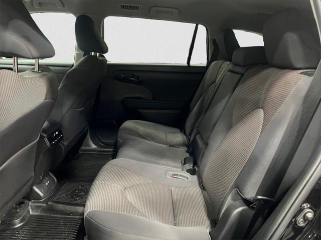 used 2023 Toyota Highlander car, priced at $36,987