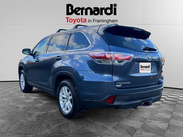 used 2016 Toyota Highlander car, priced at $20,534