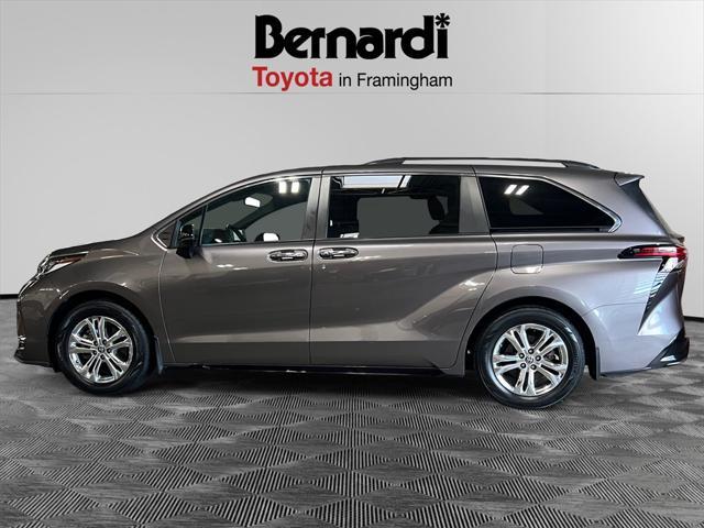 used 2022 Toyota Sienna car, priced at $43,874