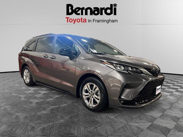 used 2022 Toyota Sienna car, priced at $43,874