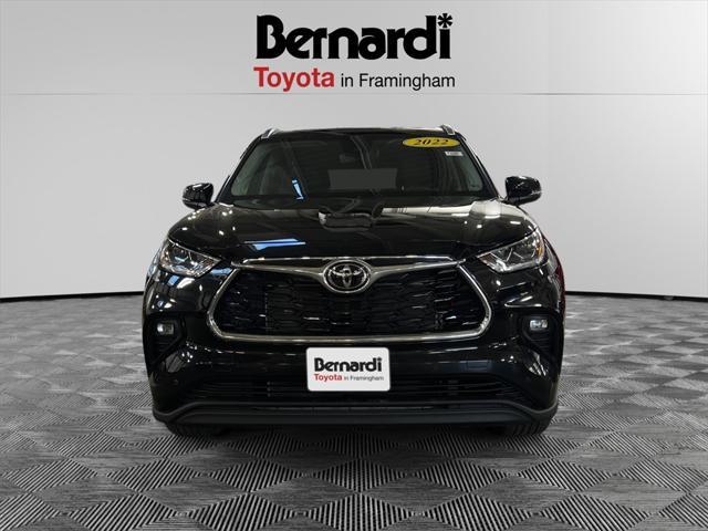 used 2022 Toyota Highlander car, priced at $43,992