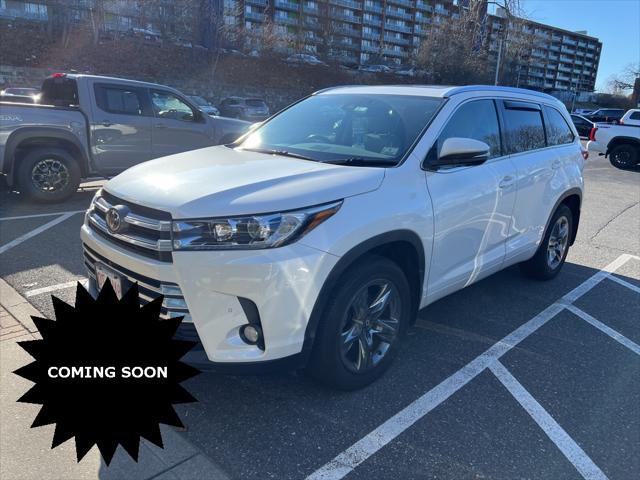 used 2018 Toyota Highlander car, priced at $30,998