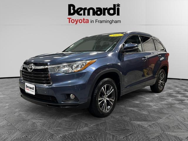 used 2016 Toyota Highlander car, priced at $22,999