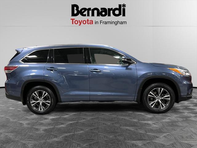 used 2016 Toyota Highlander car, priced at $22,999