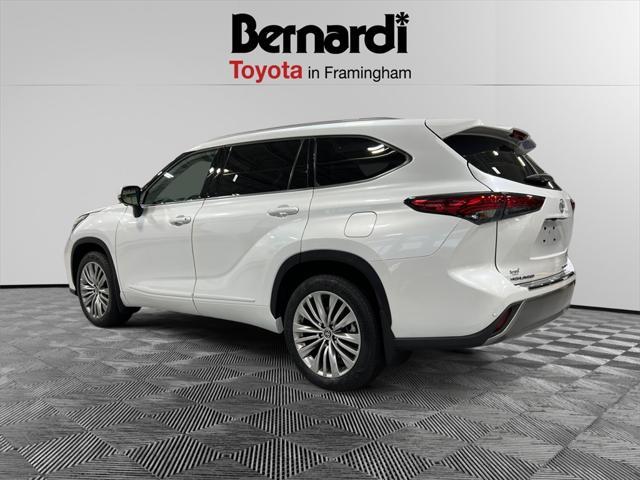 used 2023 Toyota Highlander car, priced at $47,362