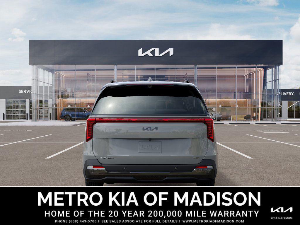 new 2026 Kia Carnival Hybrid car, priced at $55,170