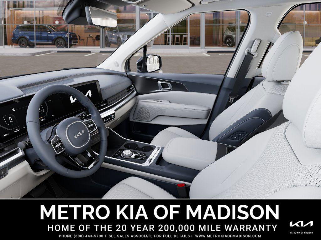 new 2026 Kia Carnival Hybrid car, priced at $55,170
