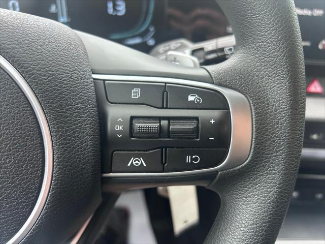 used 2023 Kia Sportage Hybrid car, priced at $27,700