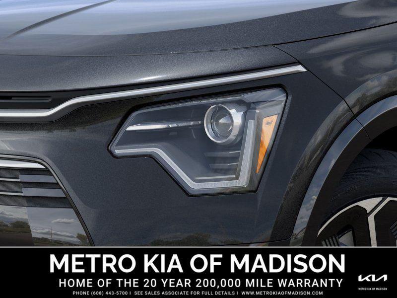 new 2025 Kia Niro car, priced at $34,910