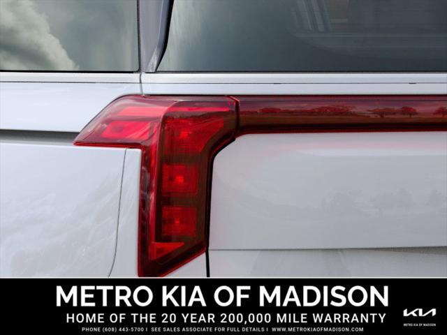 new 2025 Kia Carnival car, priced at $43,225