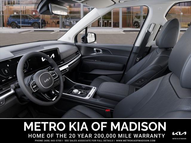 new 2026 Kia Carnival Hybrid car, priced at $51,285