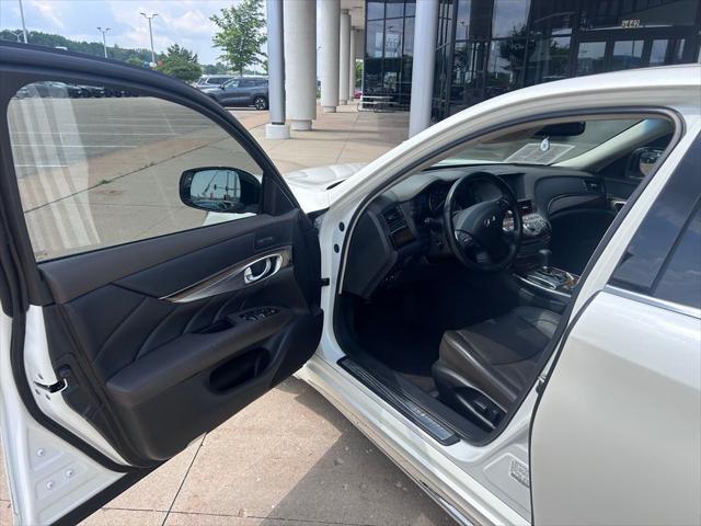 used 2017 INFINITI Q70L car, priced at $20,500