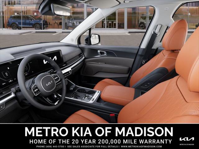 new 2025 Kia Carnival car, priced at $49,775