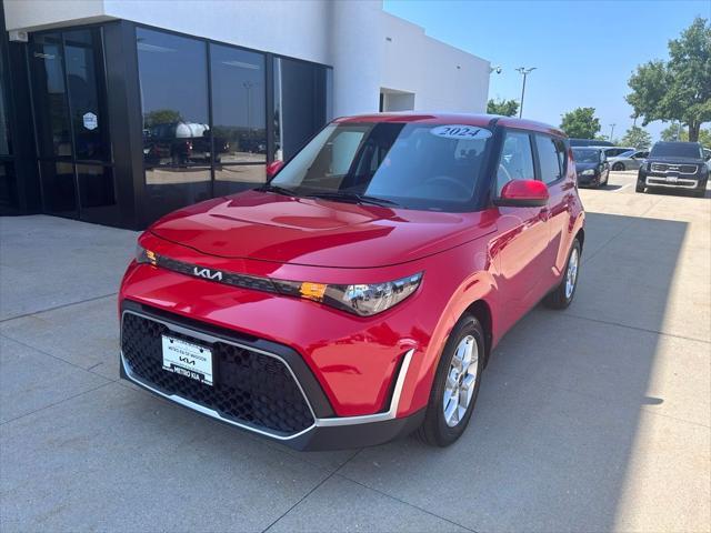 used 2024 Kia Soul car, priced at $23,614