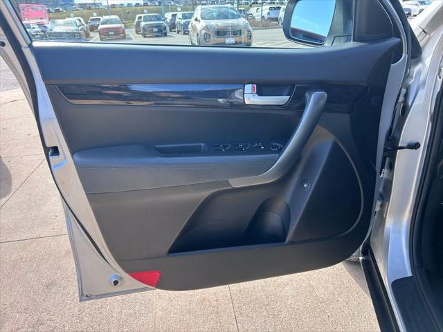 used 2014 Kia Sorento car, priced at $8,500