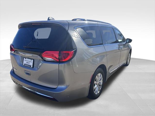 used 2018 Chrysler Pacifica car, priced at $13,951