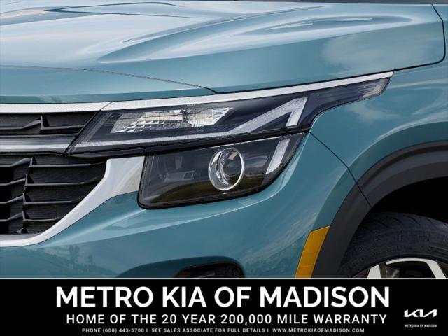 new 2025 Kia Seltos car, priced at $27,545