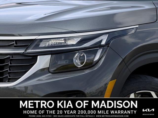 new 2025 Kia Seltos car, priced at $28,275