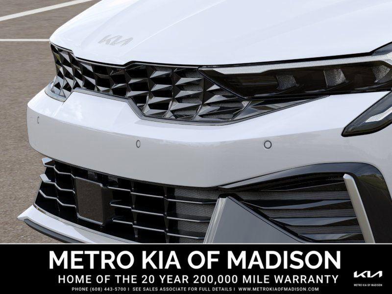 new 2025 Kia K5 car, priced at $29,045