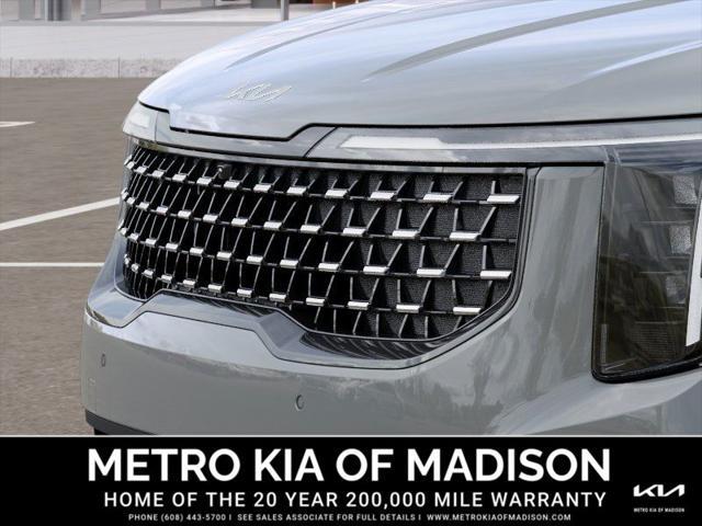 new 2025 Kia Carnival car, priced at $49,125
