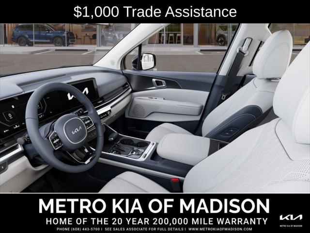 new 2025 Kia Carnival car, priced at $49,125