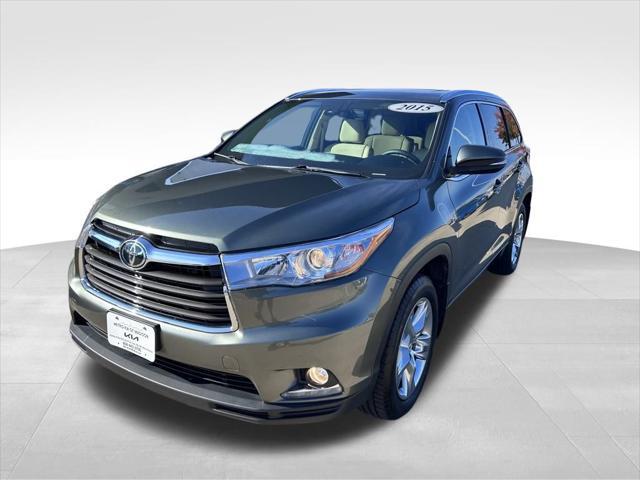 used 2015 Toyota Highlander car, priced at $24,878