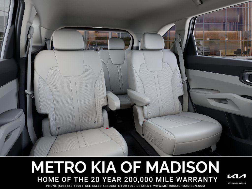 new 2025 Kia Sorento Hybrid car, priced at $42,510