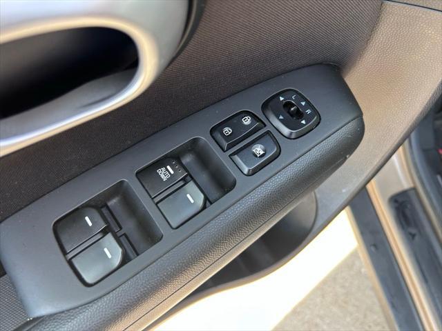 used 2016 Kia Soul car, priced at $6,000