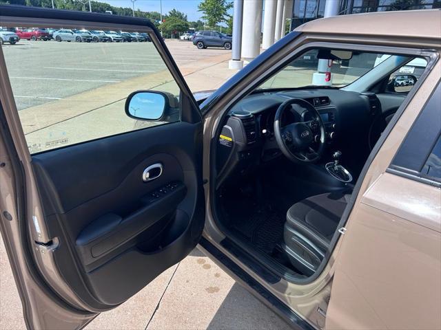 used 2016 Kia Soul car, priced at $6,000