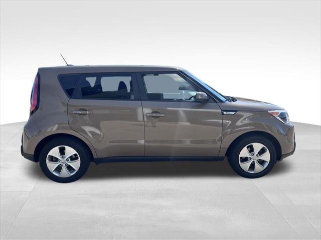 used 2016 Kia Soul car, priced at $6,000